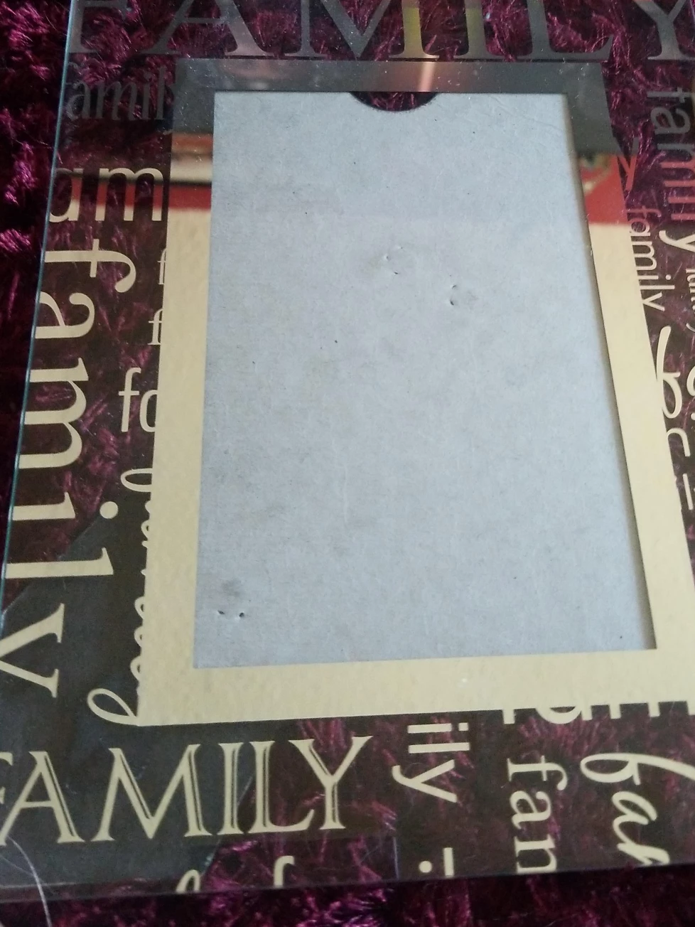 Family Photo Frame💚🥕 thumbnail