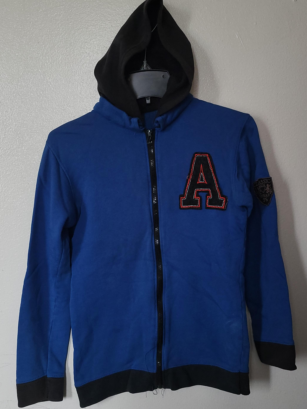 Blue Zip-Up Hoodie with Black Accents🧡 thumbnail