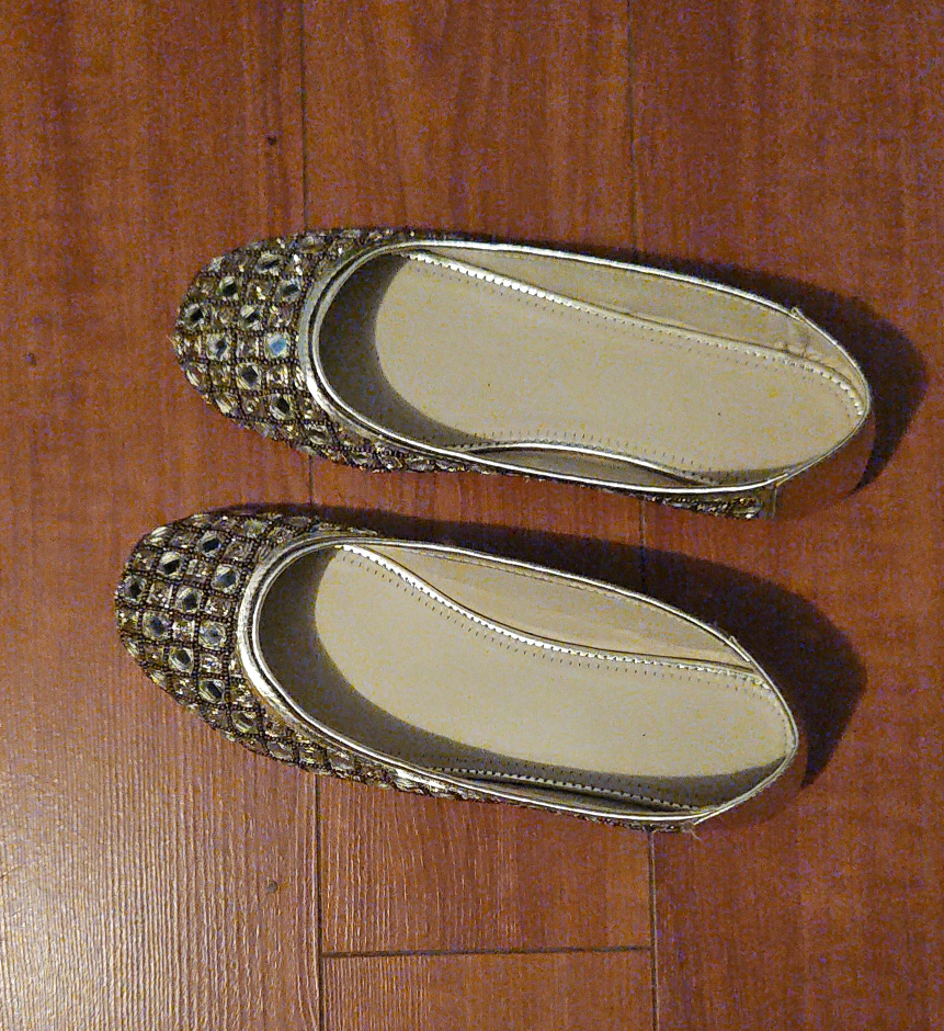 Gold Embellished Flats #freecycle thumbnail