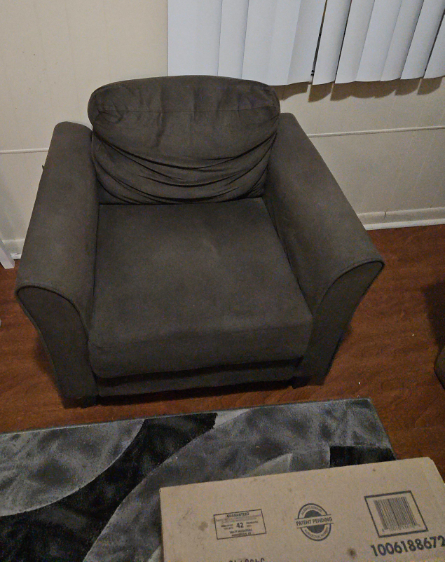 Cozy Accent Chair thumbnail