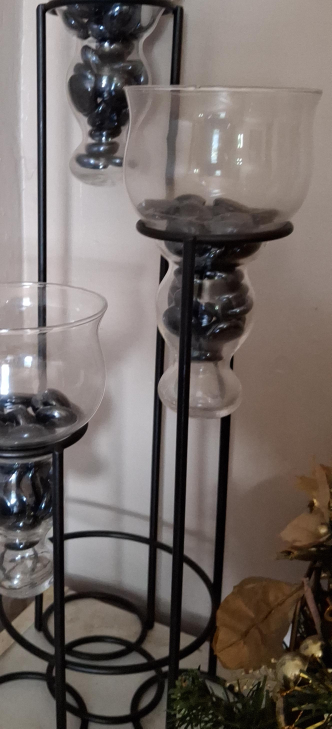 Decorative Candle Holders with Black Stones thumbnail