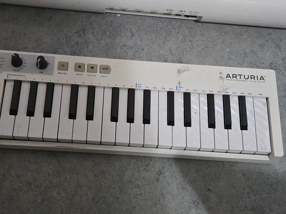 Arturia Keyboard Controller