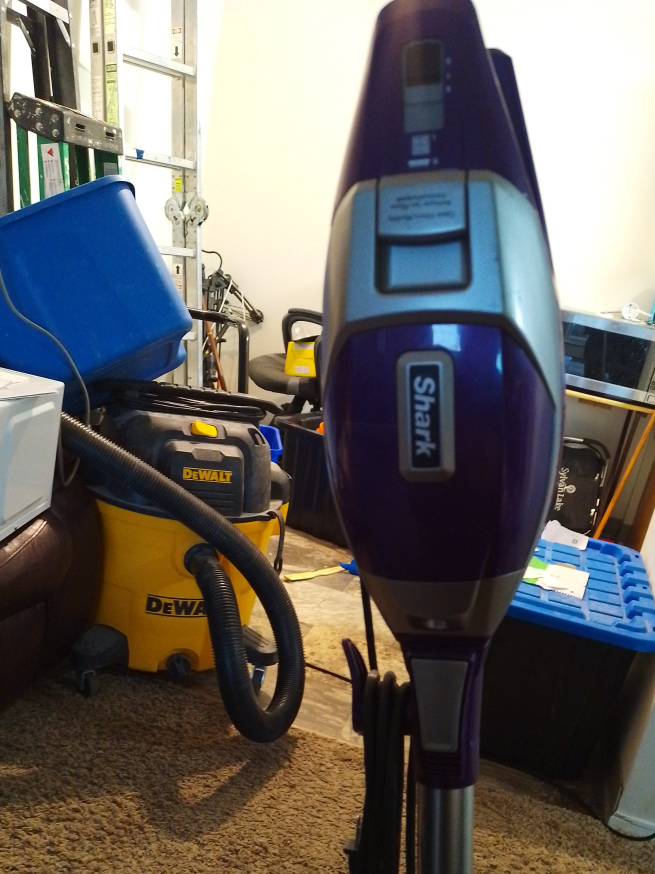 Shark Vacuum Cleaner thumbnail