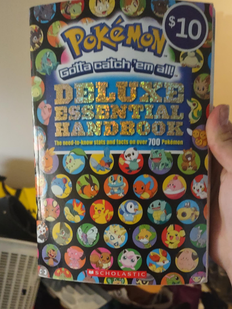 Pokemon Deluxe Essential Handbook thumbnail