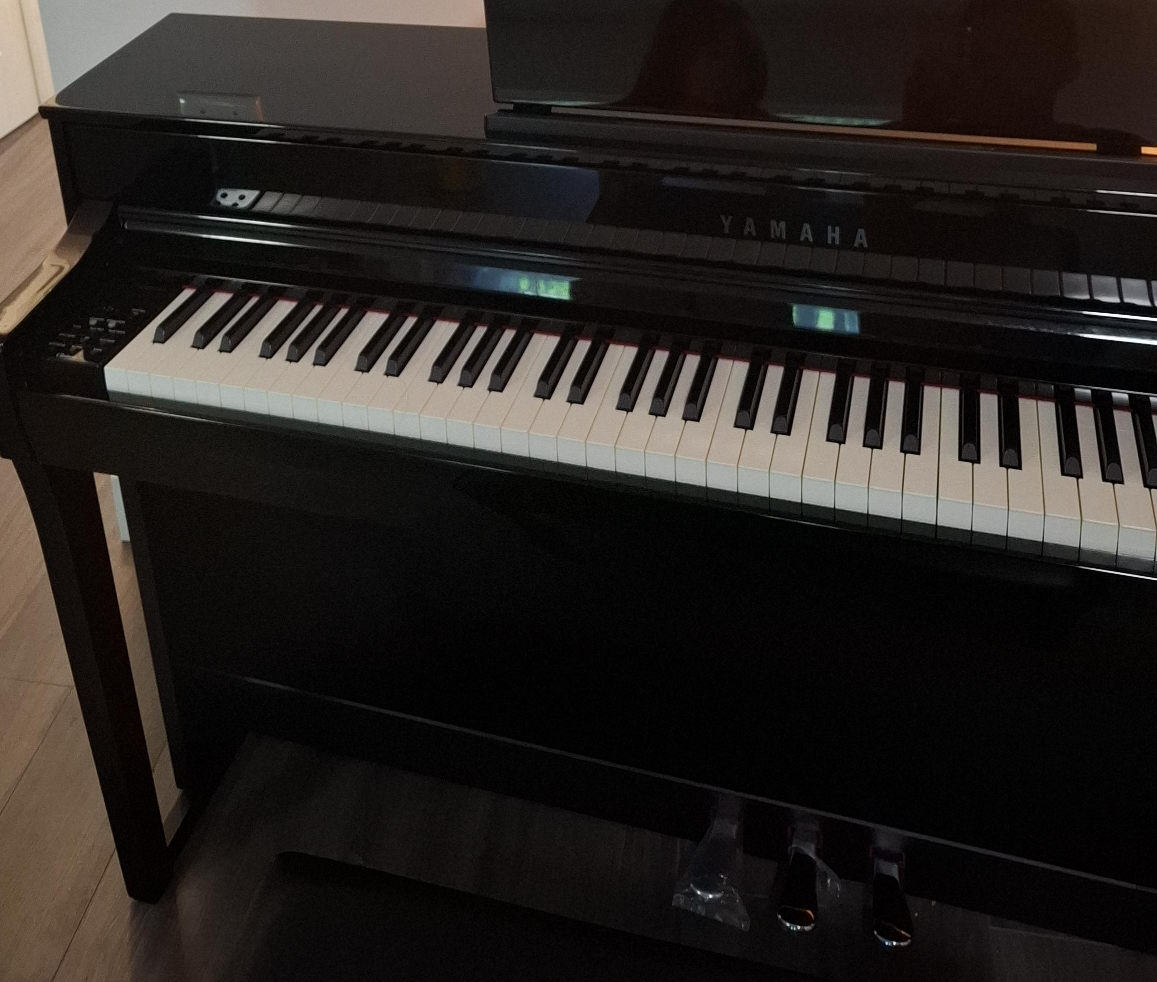 Yamaha Digital Piano  Clavinova clp 735- Black thumbnail