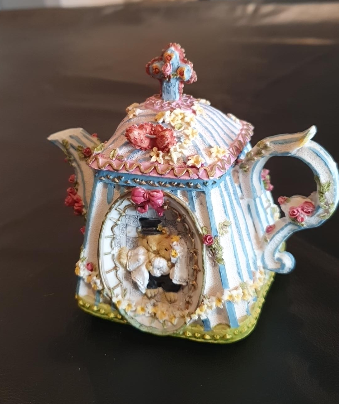 Wedding Teapot Figurine thumbnail