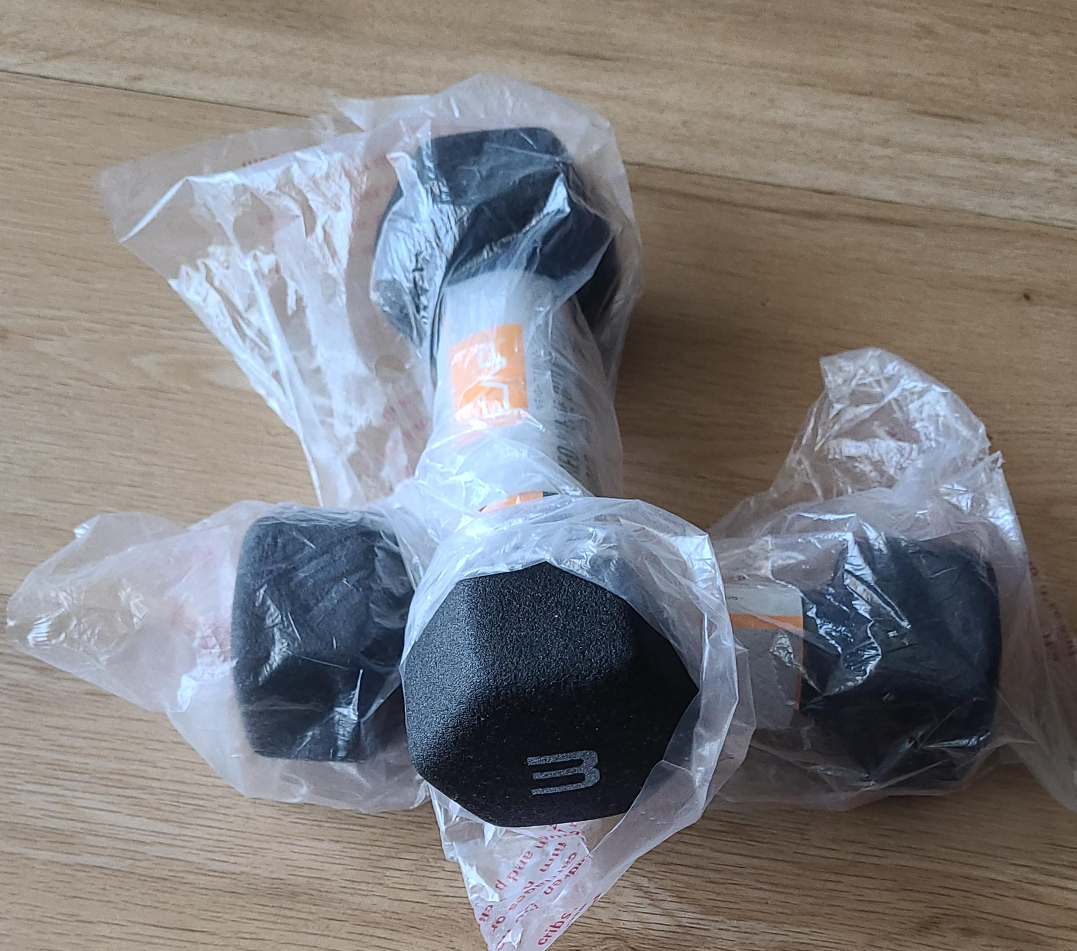 New 3 lb Dumbbell Set