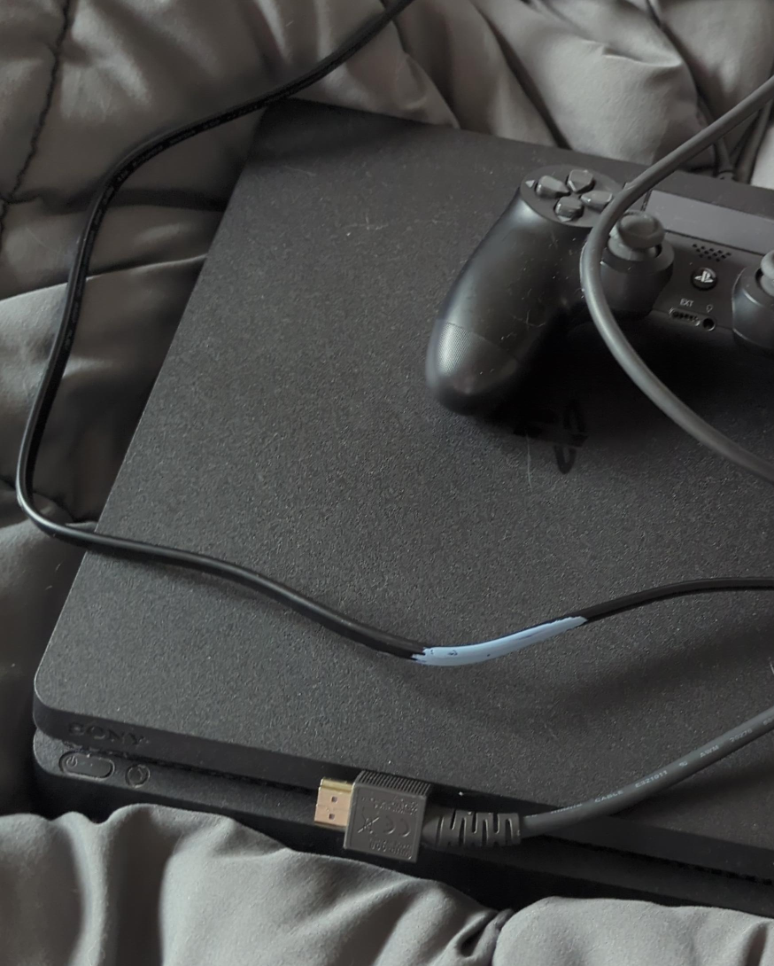 Sony PlayStation 4 Console with Controller thumbnail