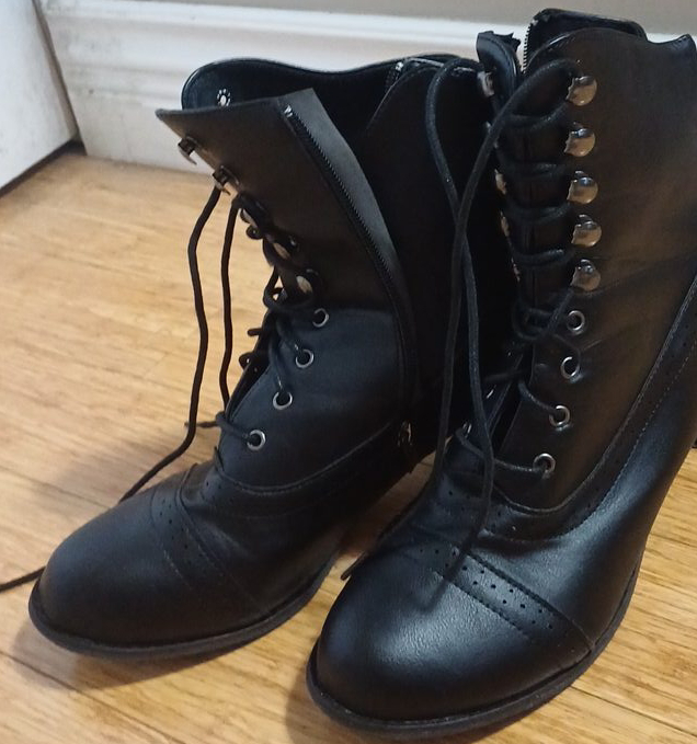 Black Lace-Up Heeled Ankle Boots thumbnail