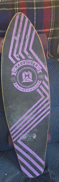 MADD GEAR Skateboard thumbnail