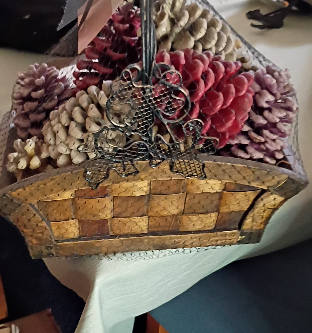 Pinecone Basket thumbnail