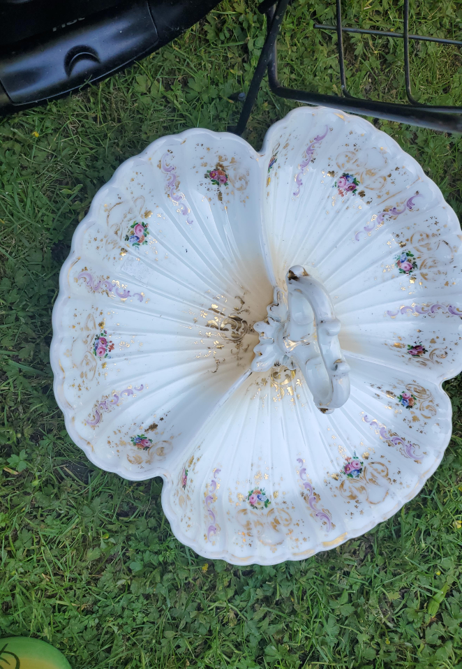 Decorative Ceramic Serving Dish thumbnail