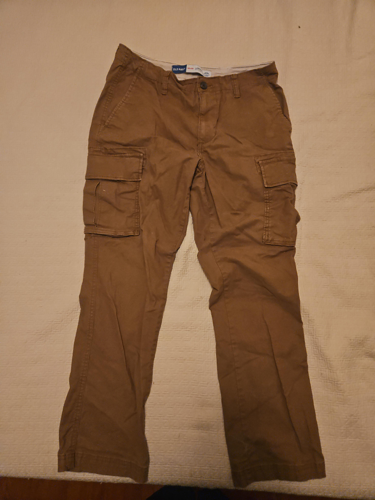 Old Navy Cargo Pants thumbnail