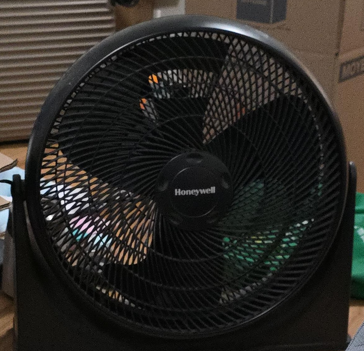 Honeywell Black Fan thumbnail