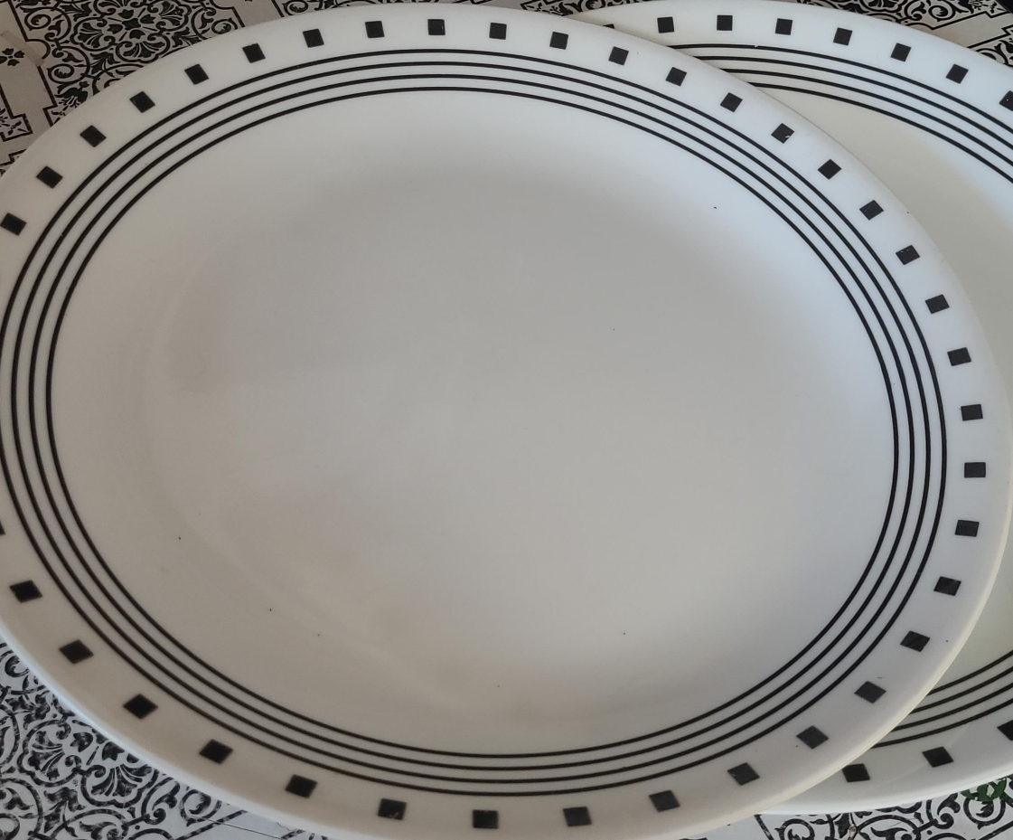 Corelle White Plates with Black Trim thumbnail