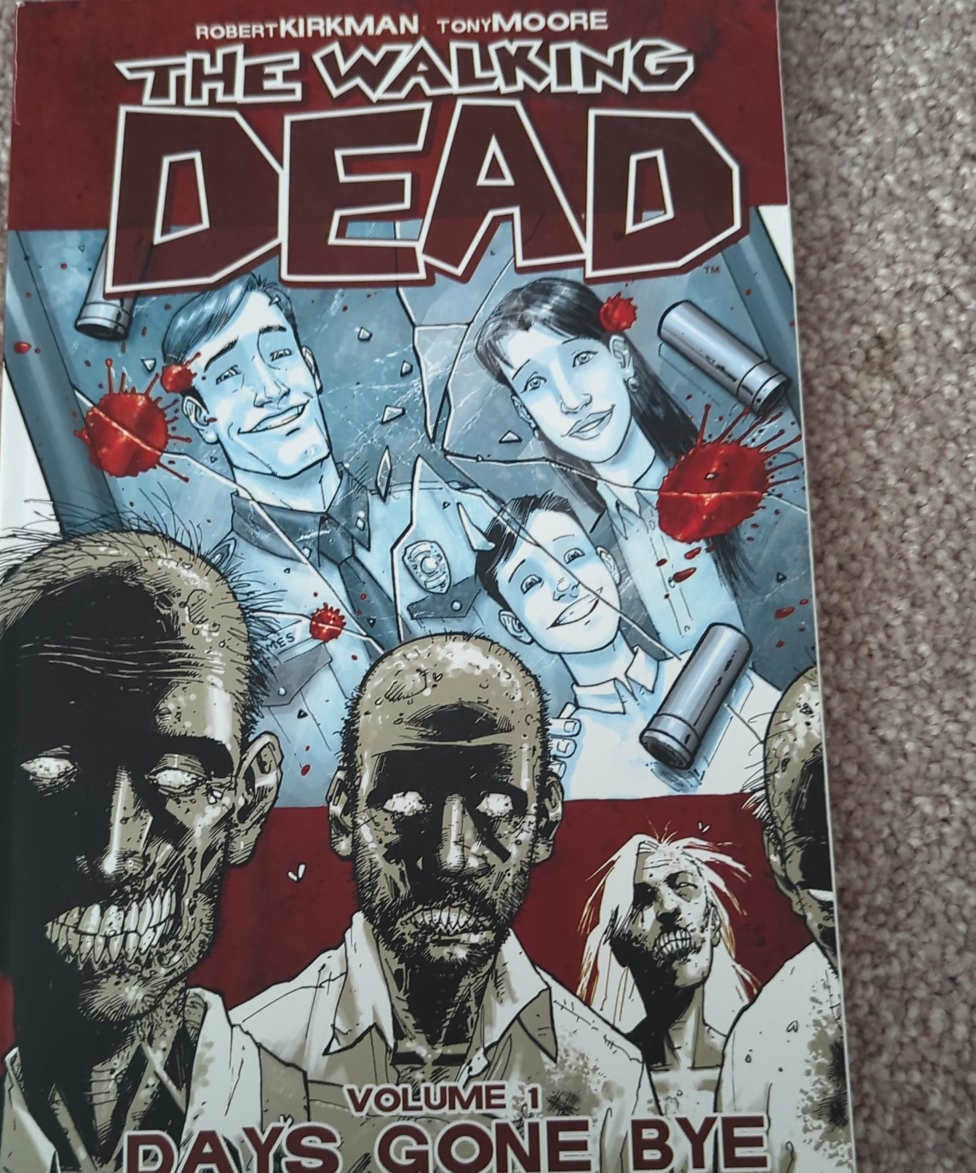 The Walking Dead Volume 1 Comic Book thumbnail