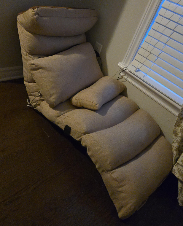 Adjustable Floor Chair with Pillows