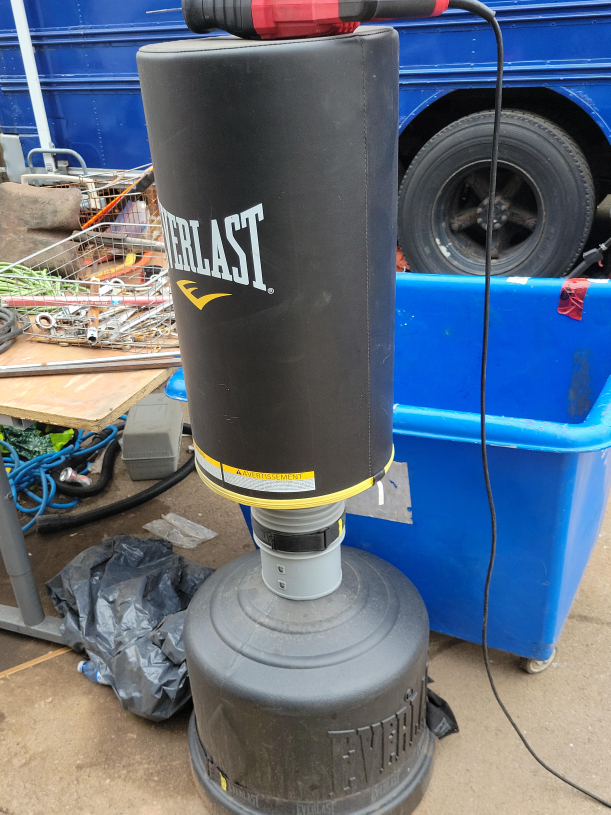 Everlast Freestanding Punching Bag thumbnail