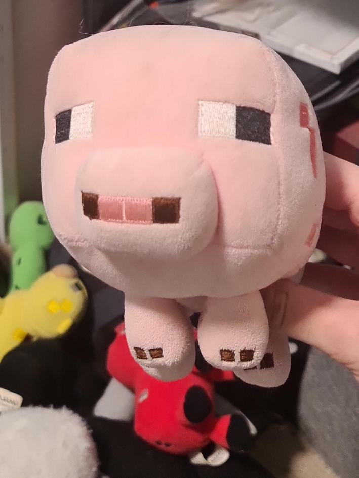 Minecraft Pig Plush thumbnail