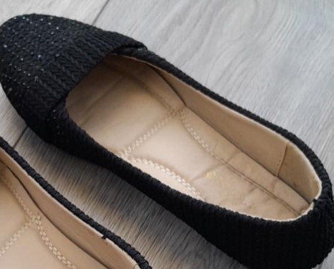 Black ballet flats thumbnail