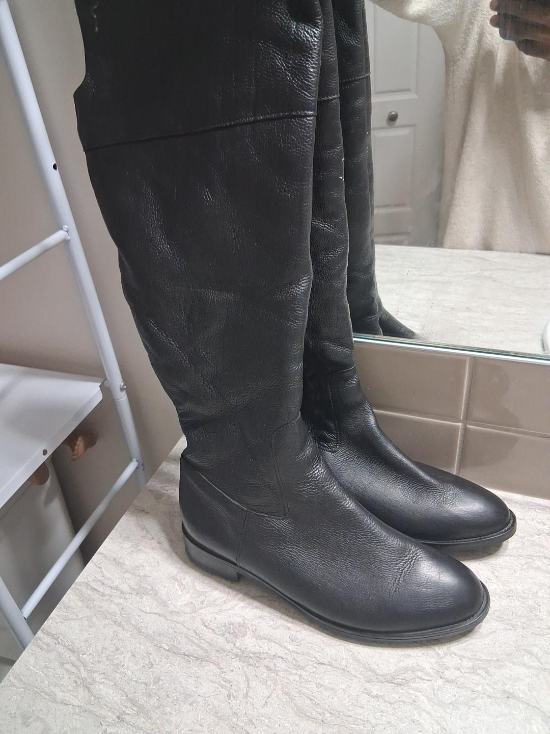 Black Leather Knee-High Boots thumbnail