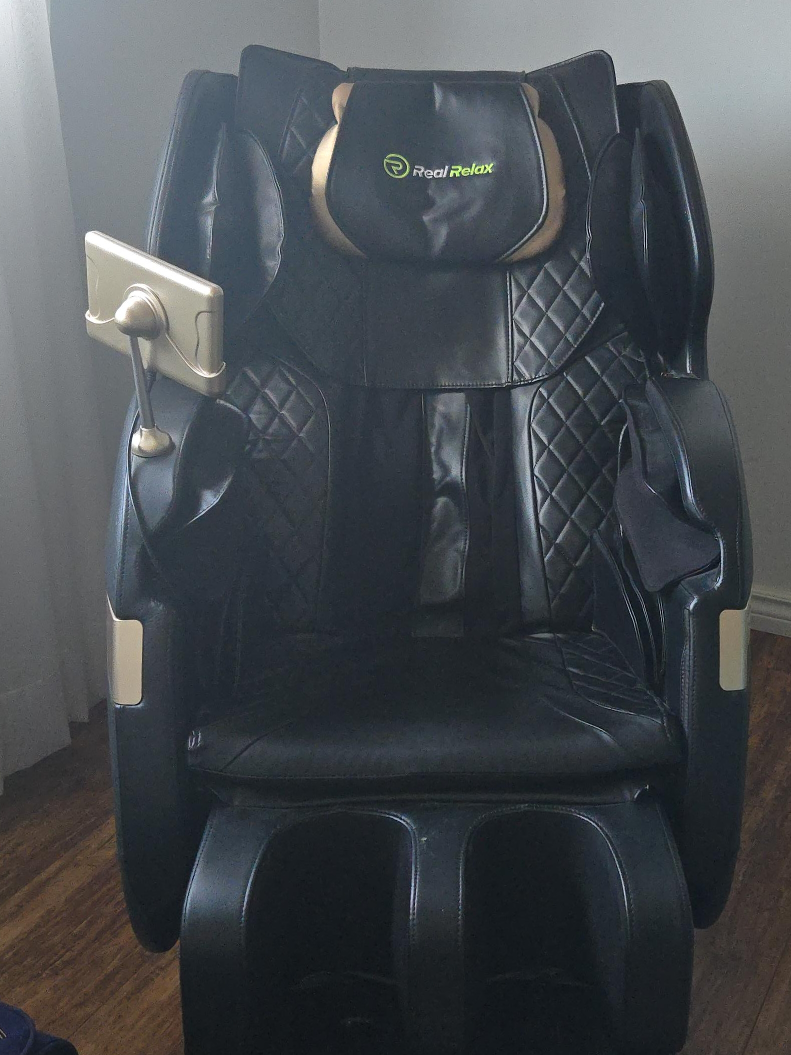 Real Relax Massage Chair