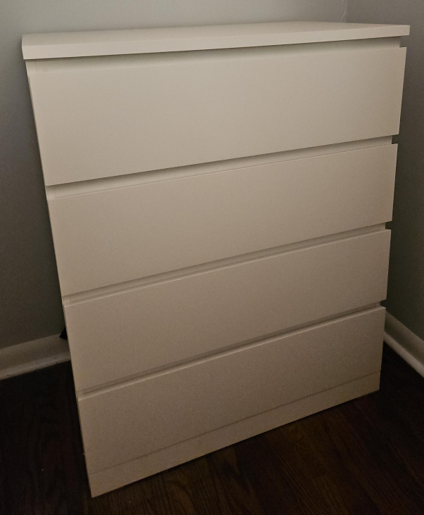 IKEA MALM 4-Drawer Dresser - White thumbnail