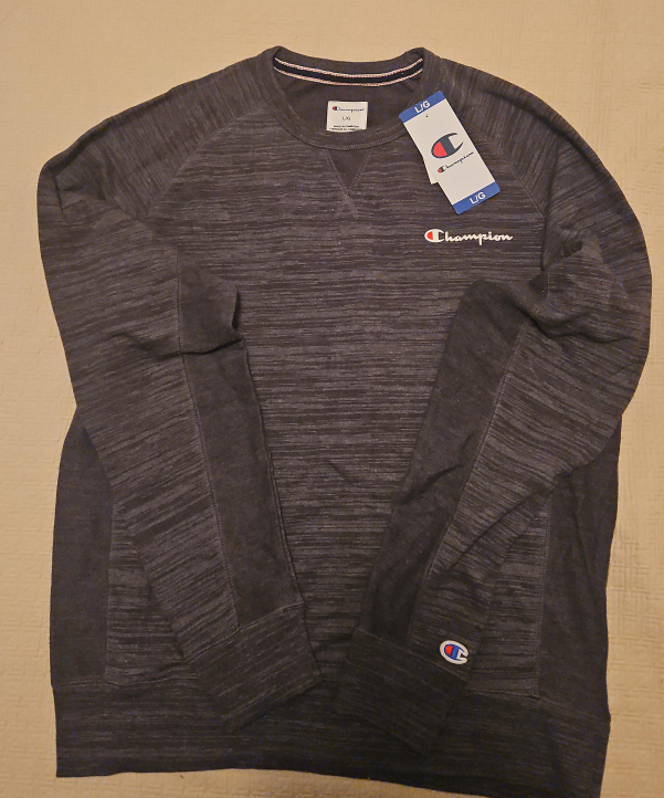 Champion Long Sleeve Pullover - New with Tags size Large thumbnail