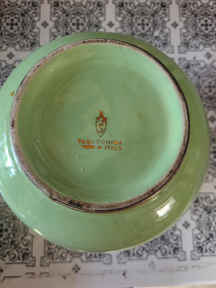 Tabbachinna Tobacco Can Holder.  Missing piece