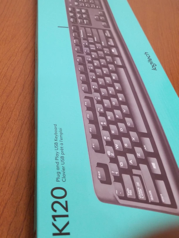 BNIB Logitech K120 Plug and Play USB Keyboard - New thumbnail