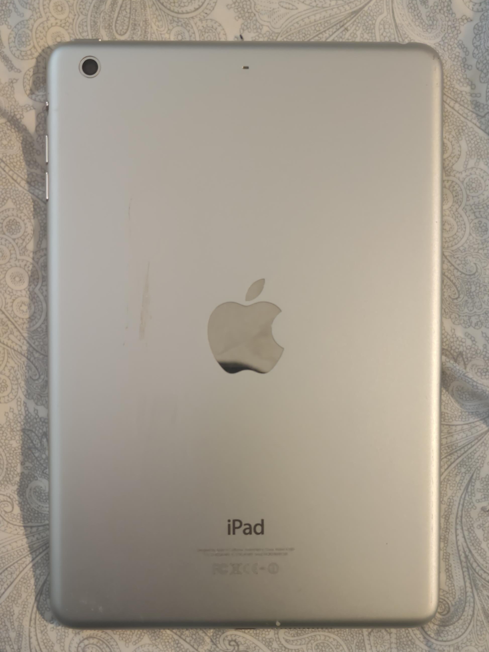 Apple iPad thumbnail