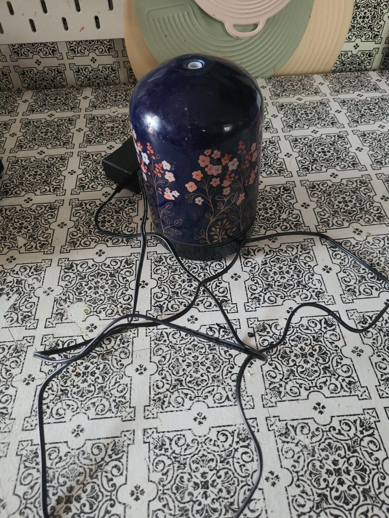 Floral design essential oil diffuser image indicator(1)