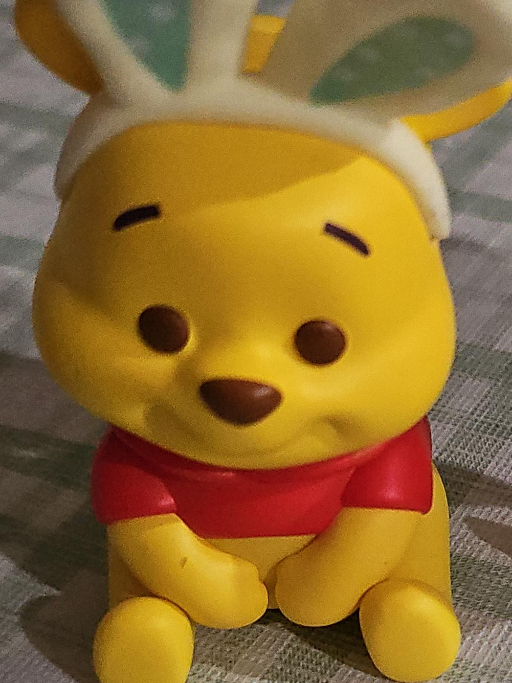Blind box figurines - Pooh and Stitch thumbnail