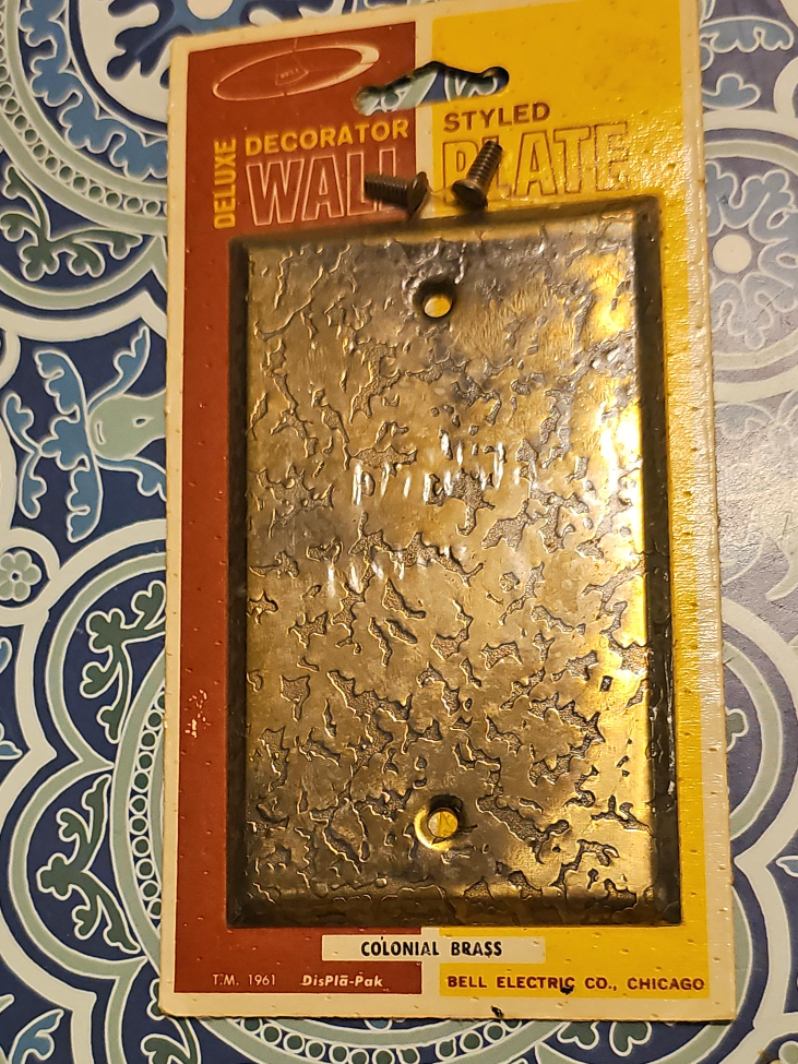 Bell Electric Colonial Brass Wall Plate - New thumbnail