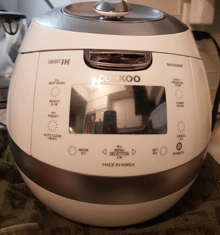 Cuckoo Smart IH Rice Cooker BHSS0609F thumbnail