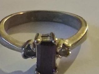 Silver  Ring with Amethyst, diamond srones