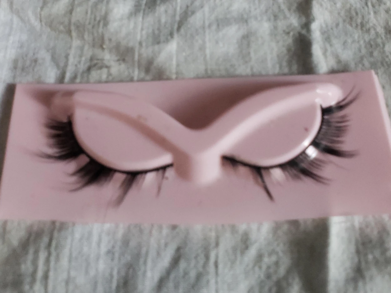 False Eyelashes- thumbnail