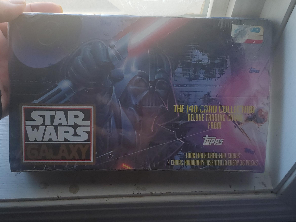 Topps Star Wars Galaxy 140 Card Collection thumbnail