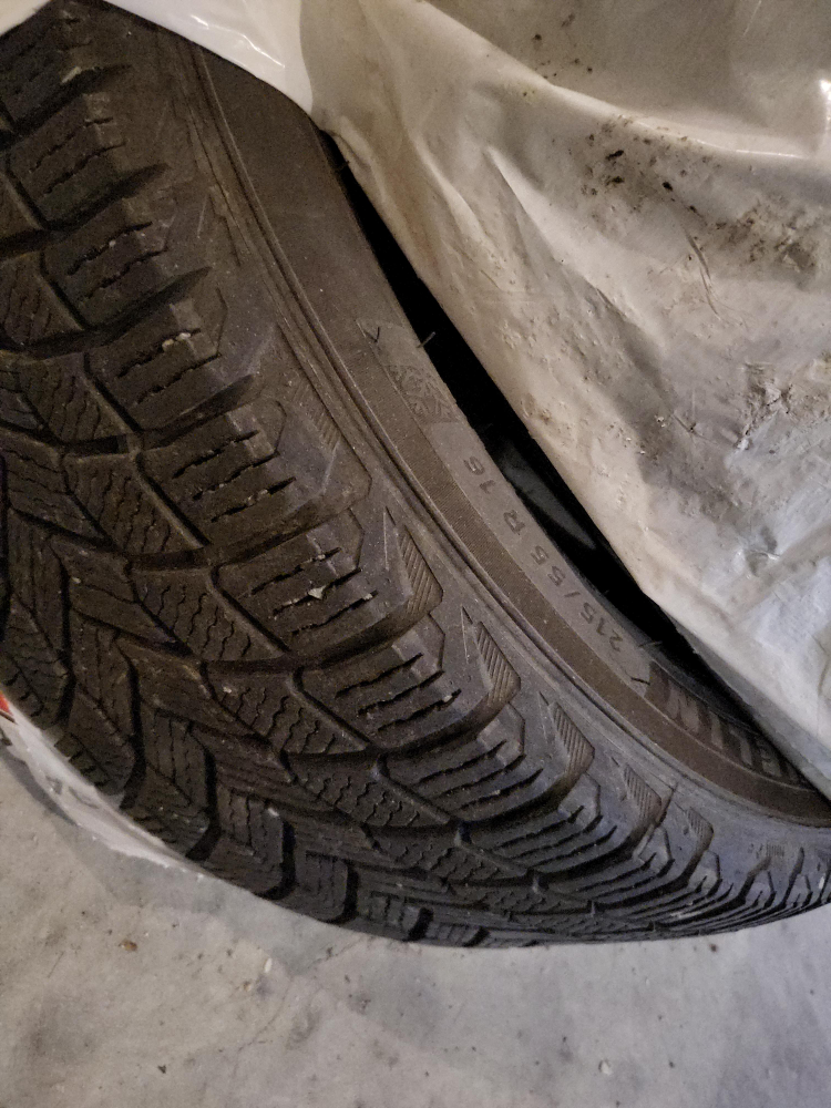 215/55 R16  4Tires. thumbnail