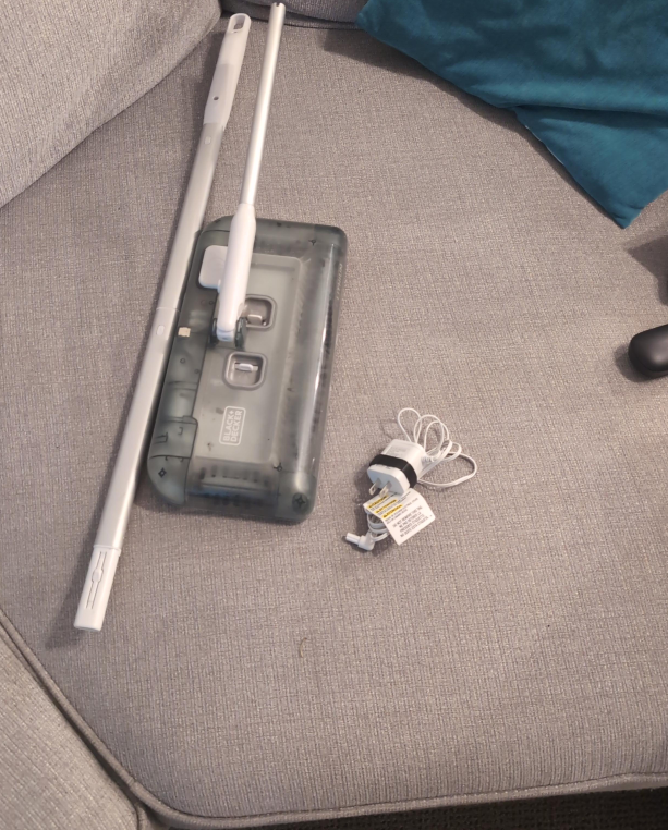 Black+Decker Powerseries Cordless Sweeper thumbnail