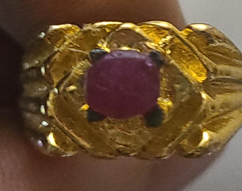 Vintage Ruby Ring thumbnail
