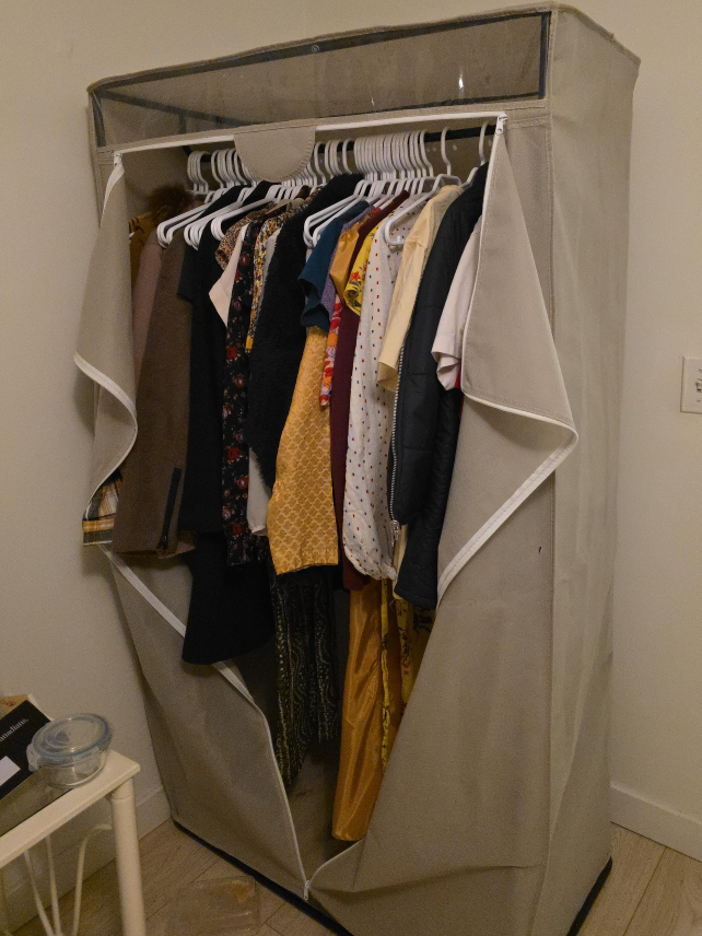 Sterdy Portable Wardrobe thumbnail