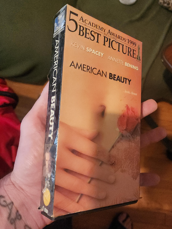 American Beauty VHS Tape - 5 Academy Awards thumbnail