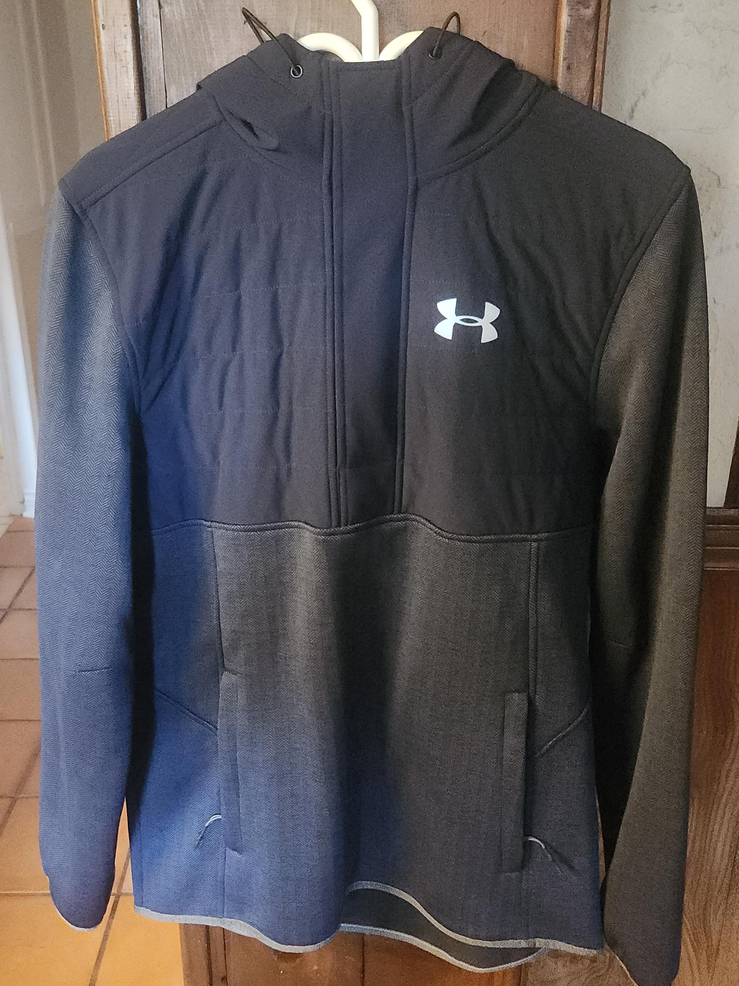 Under Armour Pullover Hoodie thumbnail