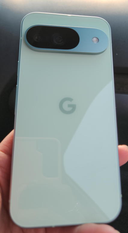 Google Pixel 9 Smartphone - Seafoam Green