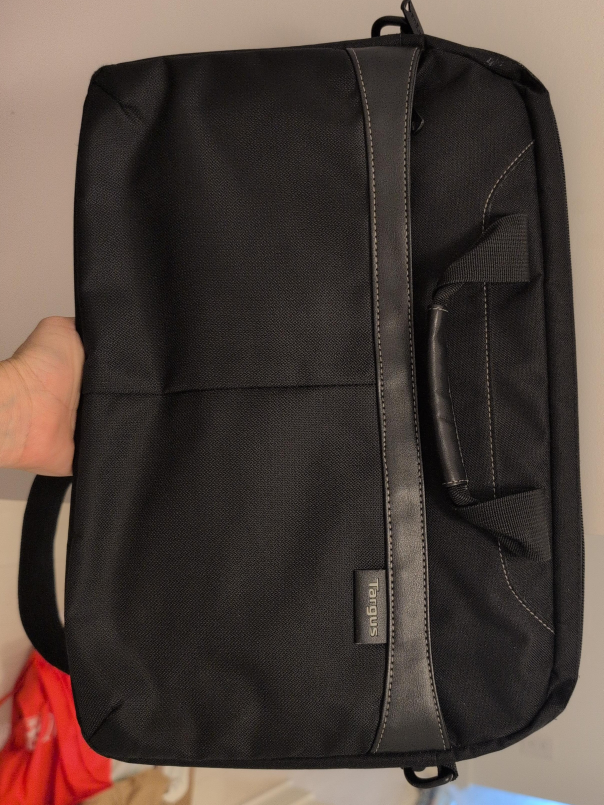 Targus Black Laptop Bag thumbnail