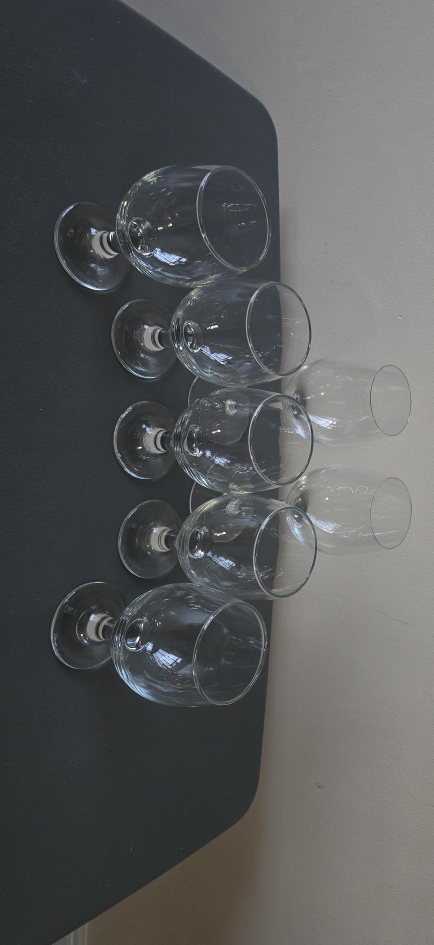 Set of Wine Glasses thumbnail