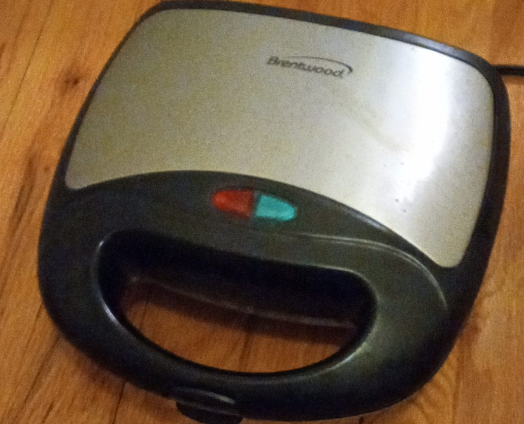Brentwood Sandwich Maker thumbnail