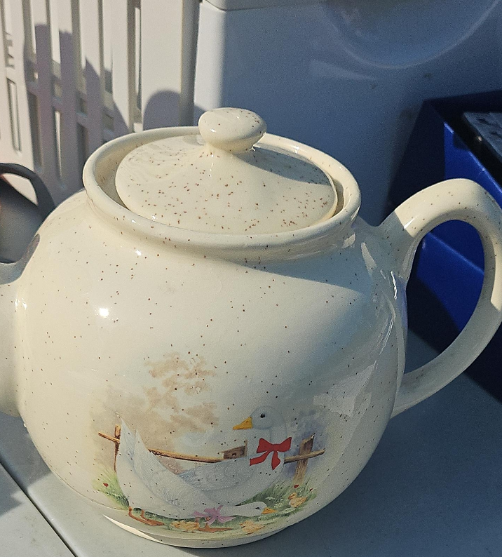 Vintage Goose Teapot