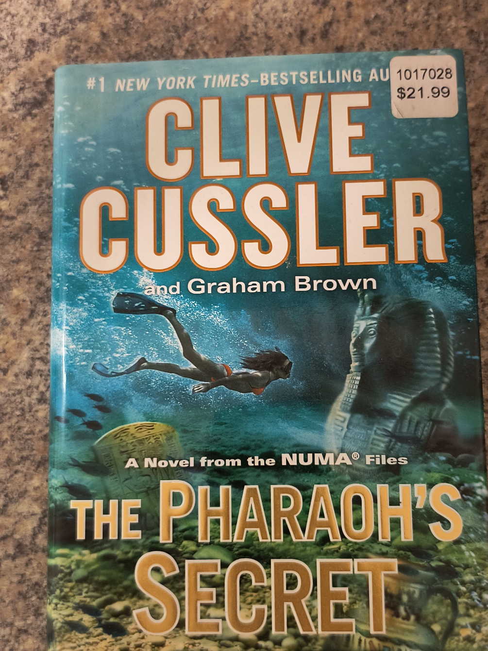 The Pharaoh's Secret by Clive Cussler (Hardcover) thumbnail